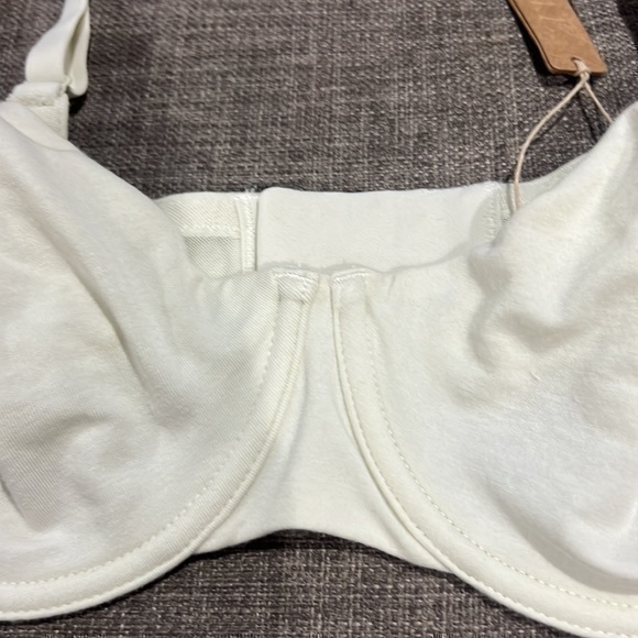 Skims Cotton Jersey Underwire Bra - Picture 7 of 10